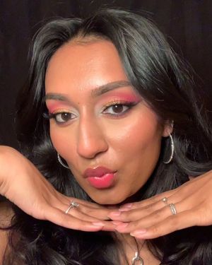 Image post by @elfcosmetics on Instagram