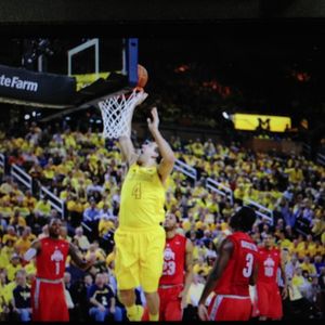 Image post by @umhoops on Instagram