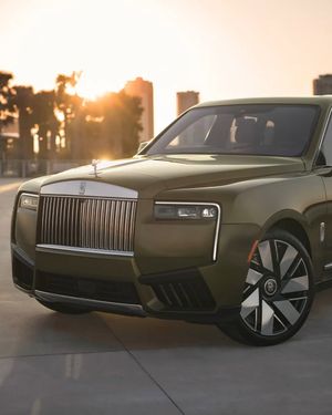 Image post by @rollsroycecarsna on Instagram