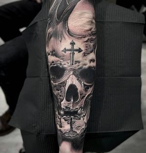 Image post by @skindesigntattoos on Instagram