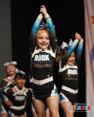 Image post by @varsityallstar on Instagram