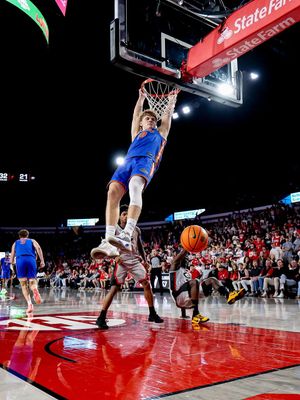 Image post by @gatorsmbk on Instagram