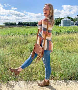 Image post by @shopfillyflair on Instagram