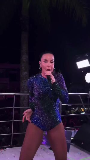Video post by @ivetesangalo on TikTok