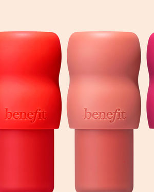 Image post by @benefitspain on Instagram