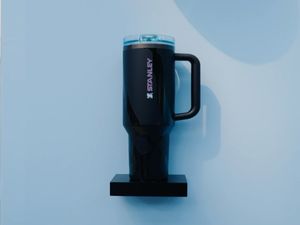 Image post by @hallejeanmedia on Instagram