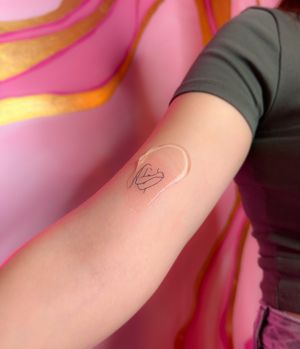 Image post by @jennifer.tinytattoo on Instagram
