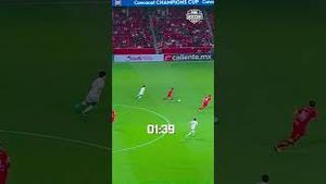 Video post by @FOX Soccer on YouTube
