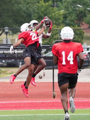 Image post by @govsfootball on Instagram