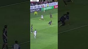 Video post by @FOX Soccer on YouTube