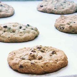 Image post by @insomniacookies on Instagram