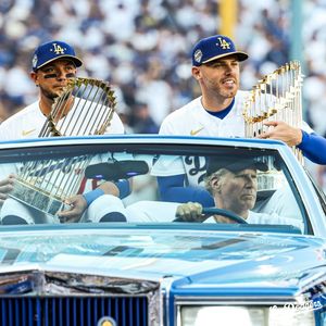 Image post by @losdodgers on Instagram