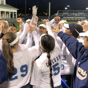 Image post by @etbu_softball on Instagram