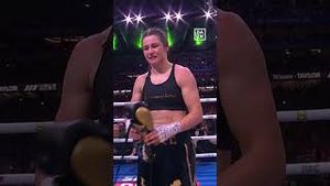 Video post by @daznboxing on YouTube