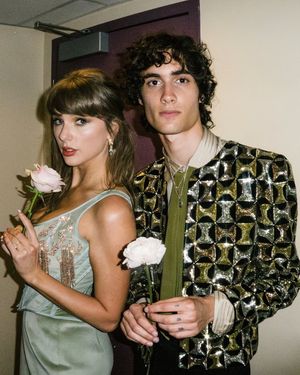 Image post by @iheartradio on Instagram