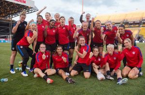 Image post by @julieertz on Twitter