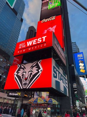 Image post by @UNMLOBOS on Twitter