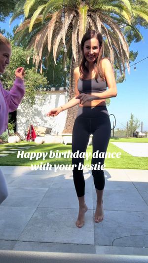 Video post by @shop.with.caroline on TikTok