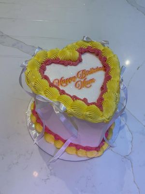 Image post by @kakesbykaz1 on Facebook