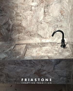 Image post by @friastone on Instagram