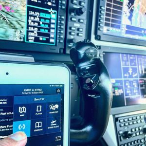 Image post by @foreflight on Instagram