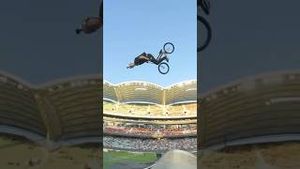 Video post by @nitrocircus on YouTube