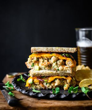 Image post by @crowded_kitchen on Instagram