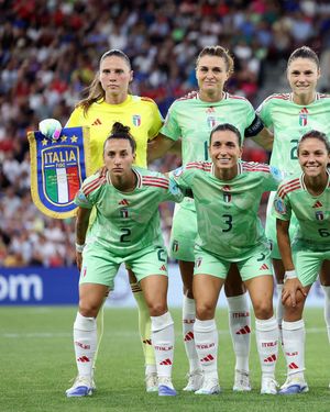 Image post by @azzurrefigc on Instagram