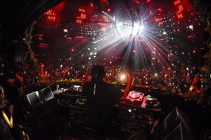 Image post by @marqueelv on Facebook