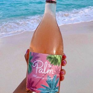 Image post by @unionwine on Instagram