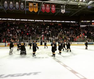Image post by @coloradoeagleshockey on Instagram