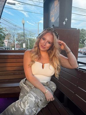 Image post by @collectivelykaitlyn on Instagram