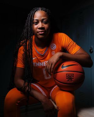 Image post by @ladyvol_hoops on Instagram