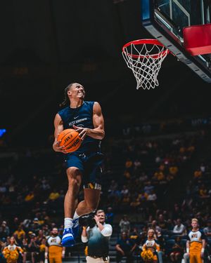 Image post by @wvuhoops on Instagram