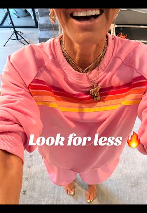 Video post by @shop.with.caroline on TikTok
