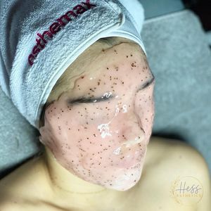 Image post by @HessBeautyBar on Facebook