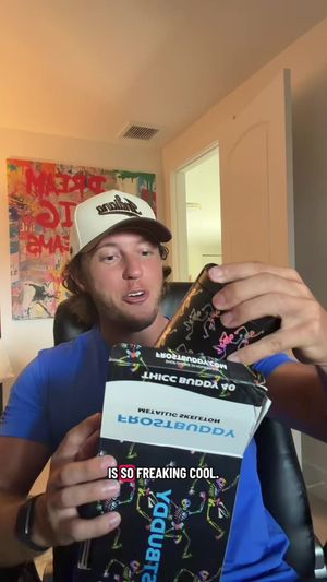 Video post by @frostbuddy on TikTok