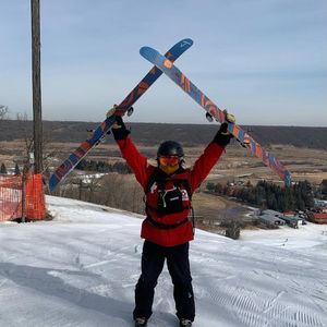 Image post by @j_skis on Instagram