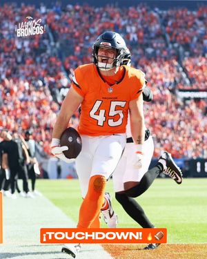 Image post by @broncosespanol on Instagram