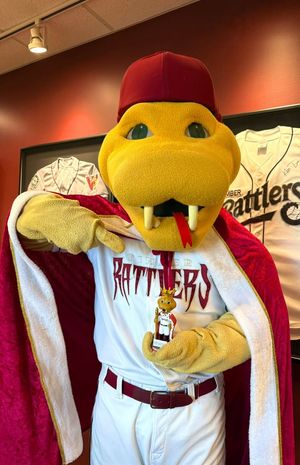 Image post by @WisconsinTimberRattlers on Facebook
