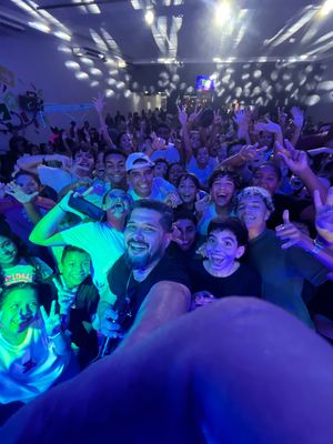Image post by @carlinhosdj on Instagram