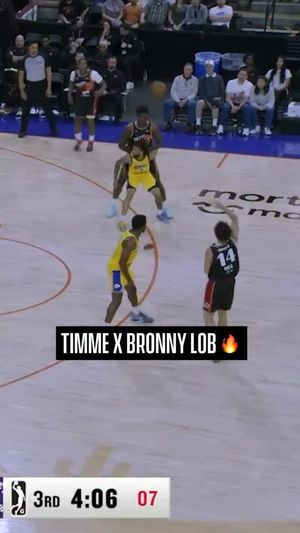 Video post by @SouthBayLakers on Facebook
