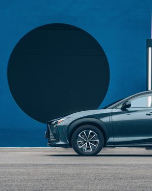Image post by @discoverlexus on Instagram