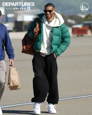 Image post by @warriors on Instagram