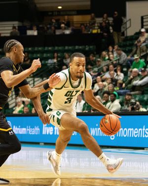 Image post by @49ersbasketball on Instagram