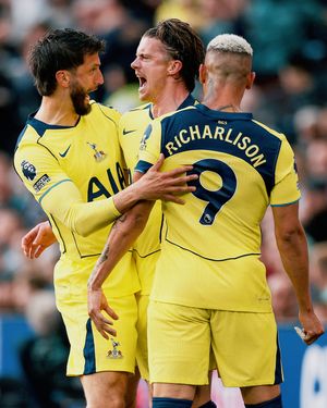 Image post by @spursofficial on Instagram