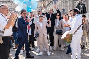 Image post by @aish_efg_men on Instagram