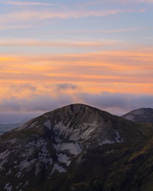 Image post by @thewildatlanticway on Instagram