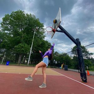 Image post by @wearbyea on Instagram