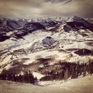 Image post by @skicrestedbutte on Instagram